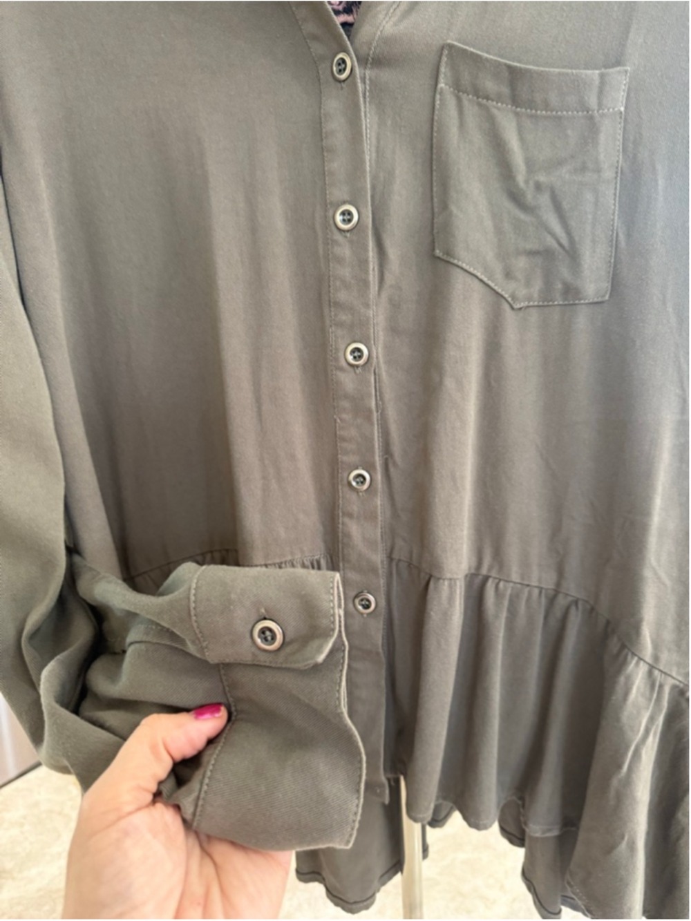 Mystree Button Down Shirt M Olive Green Black Embroidered velvet flowers, ruffle - Picture 3 of 9